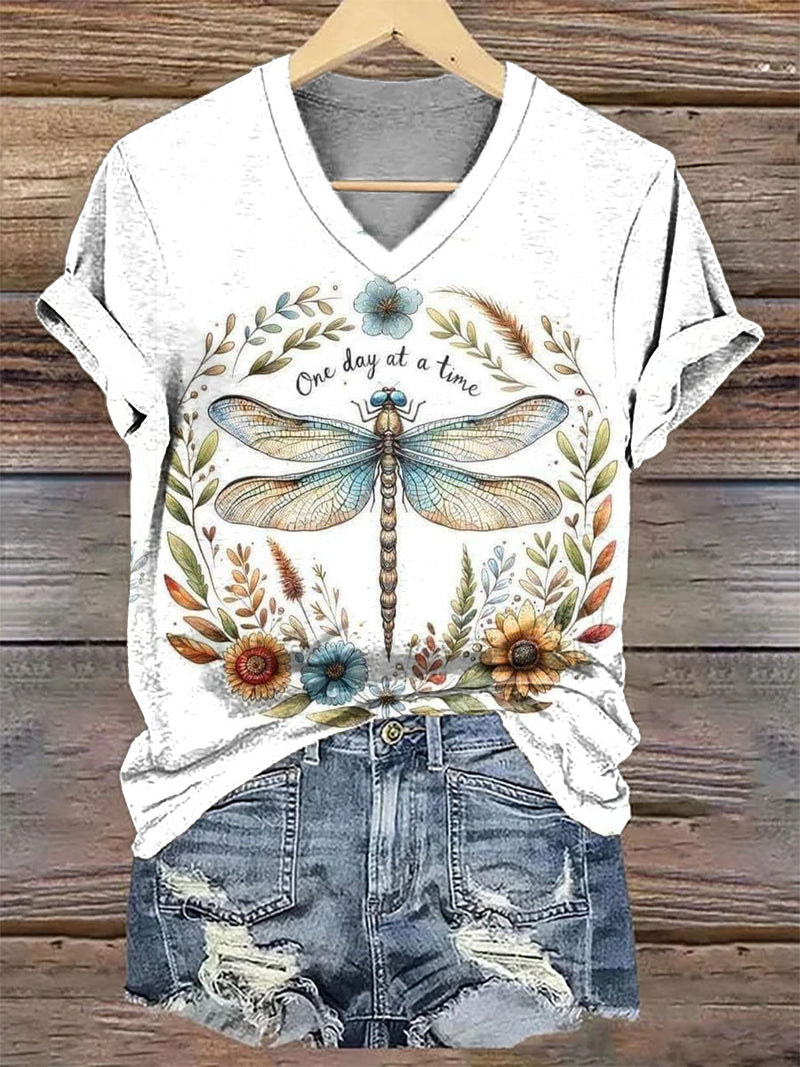 Durchdacht gestaltete T-Shirt