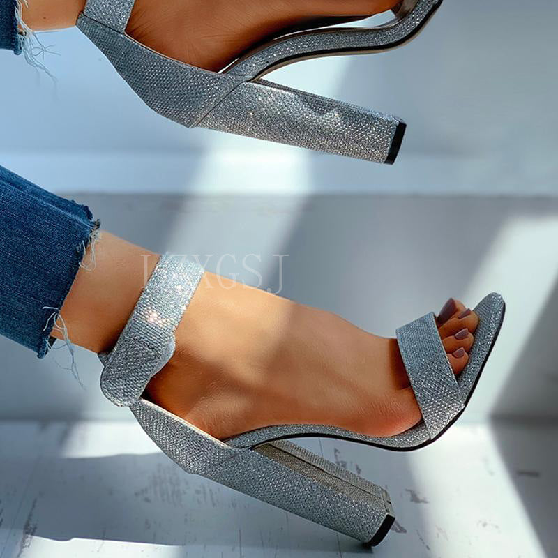 Elegante Orthopädische Sandalen für jeden Schritt