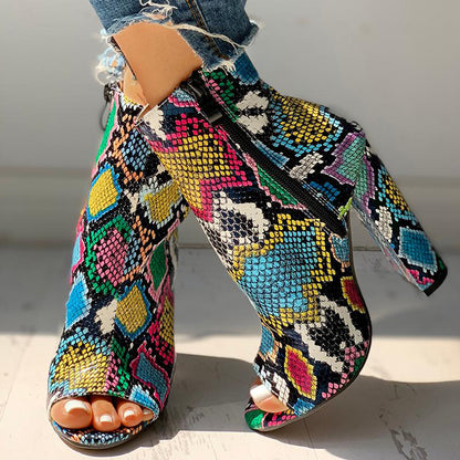 Klassische Orthopädische Stiefel mit zeitlosem Stil