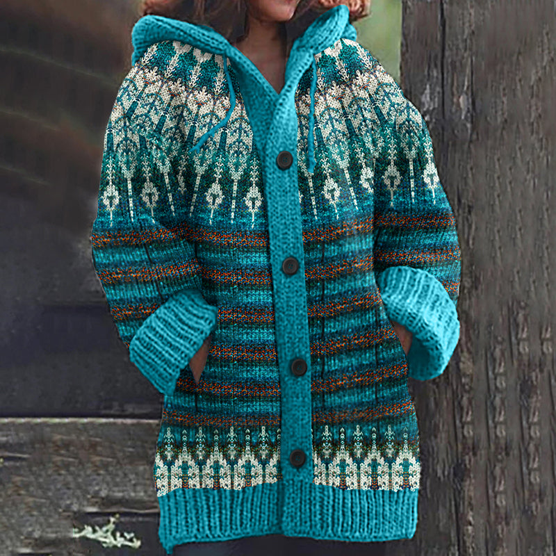 Klassisch gestaltete Strickjacke