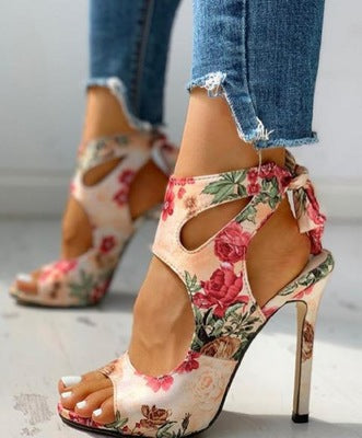 Klassische Orthopädische Sandalen mit zeitlosem Stil