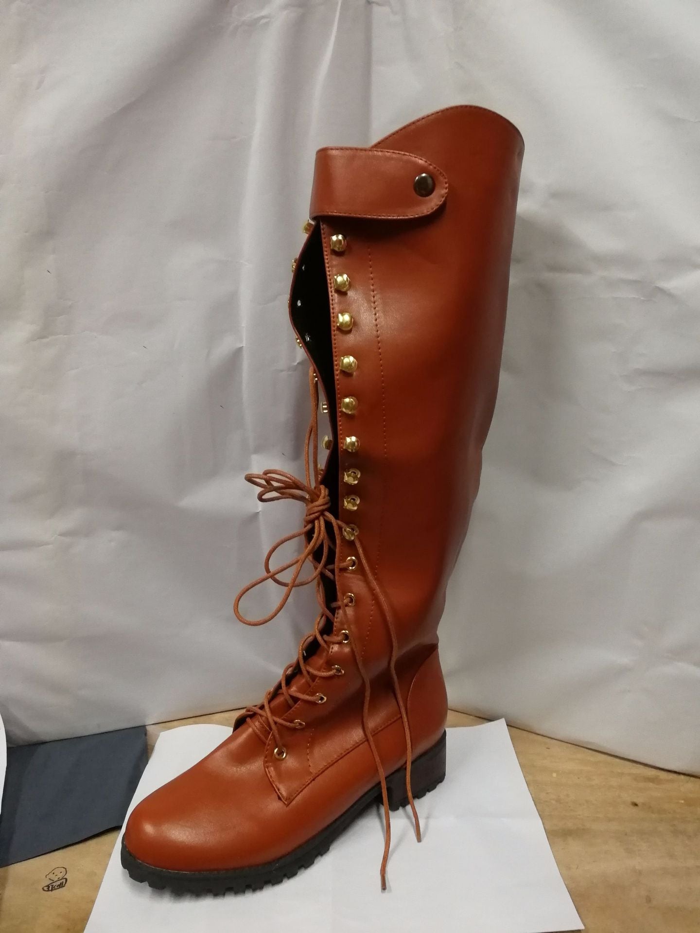 Schicke Orthopädische Stiefel mit einzigartigem Design
