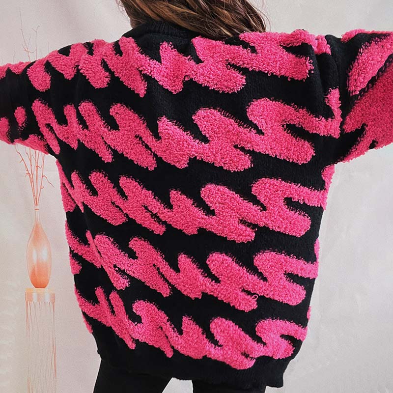 Anmutig gestaltete Pullover