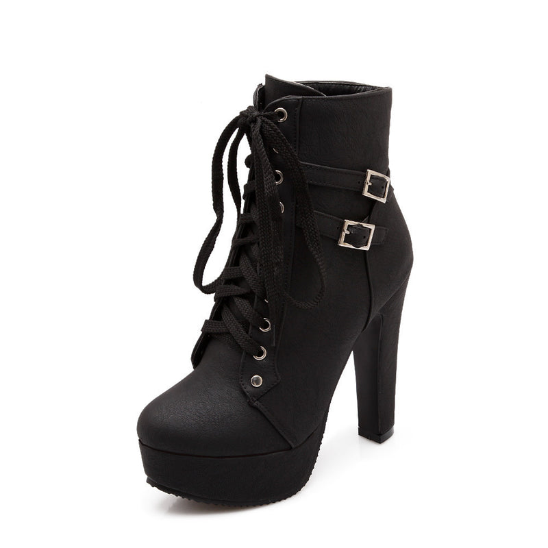 Klassische Orthopädische Stiefel mit zeitlosem Stil