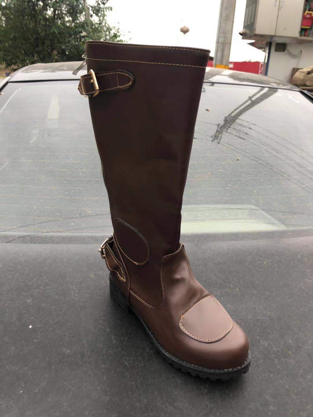 Schicke Orthopädische Stiefel mit einzigartigem Design