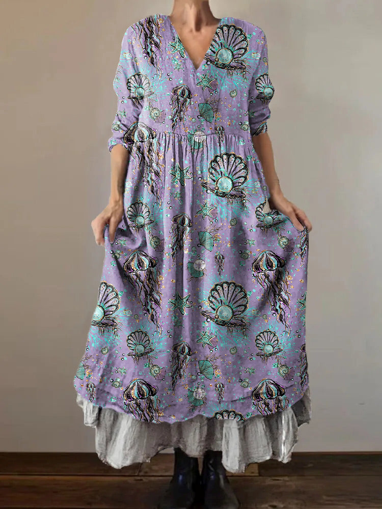 Klassisch gestaltete Kleid