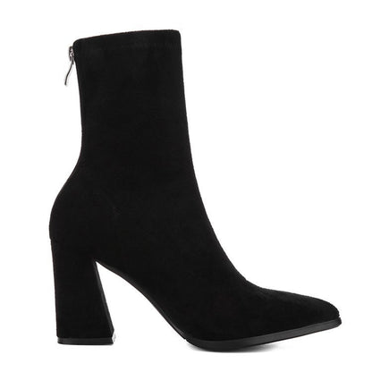 Schicke Orthopädische Stiefel mit einzigartigem Design