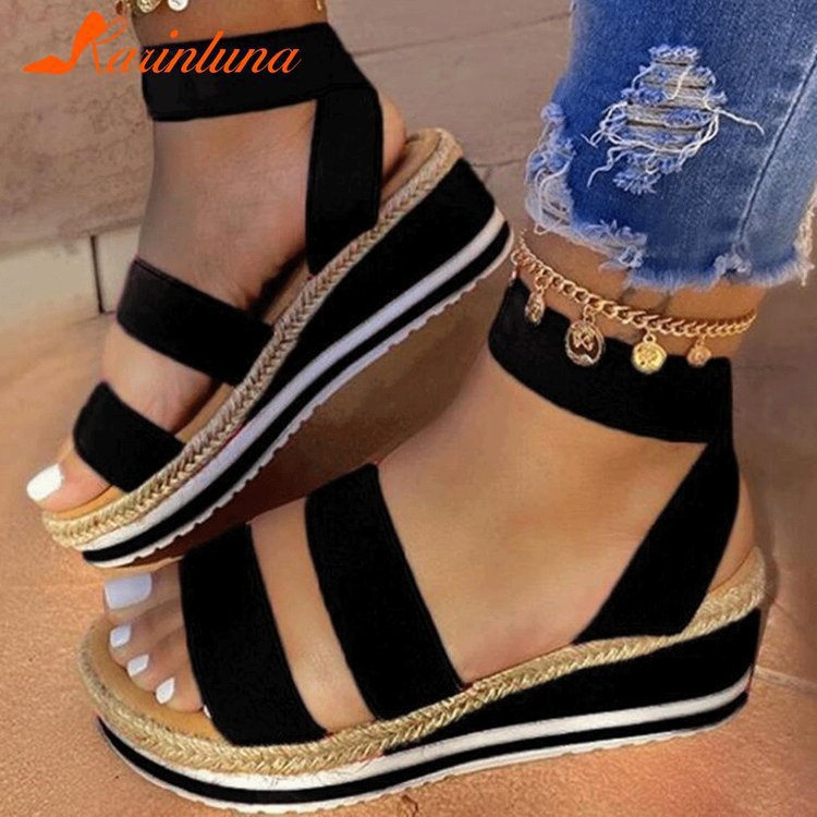 Elegante Orthopädische Sandalen für jeden Schritt
