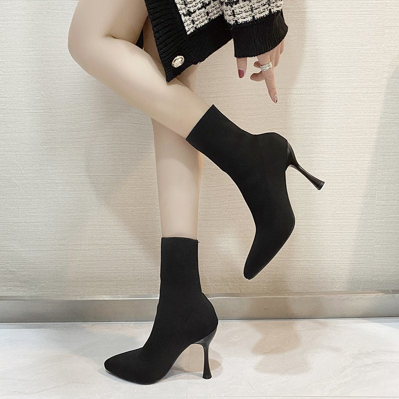 Anmutige Orthopädische Stiefel für modernen Look