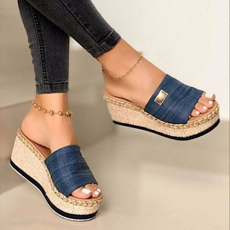 Schicke Orthopädische Sandalen mit einzigartigem Design