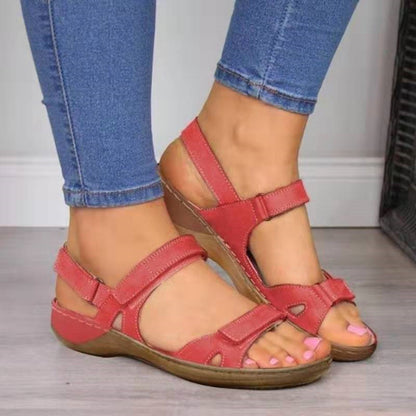 Anmutige Orthopädische Sandalen für modernen Look
