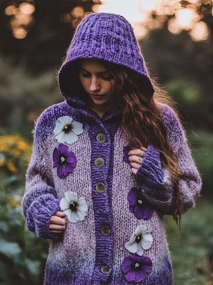 Klassisch gestaltete Strickjacke