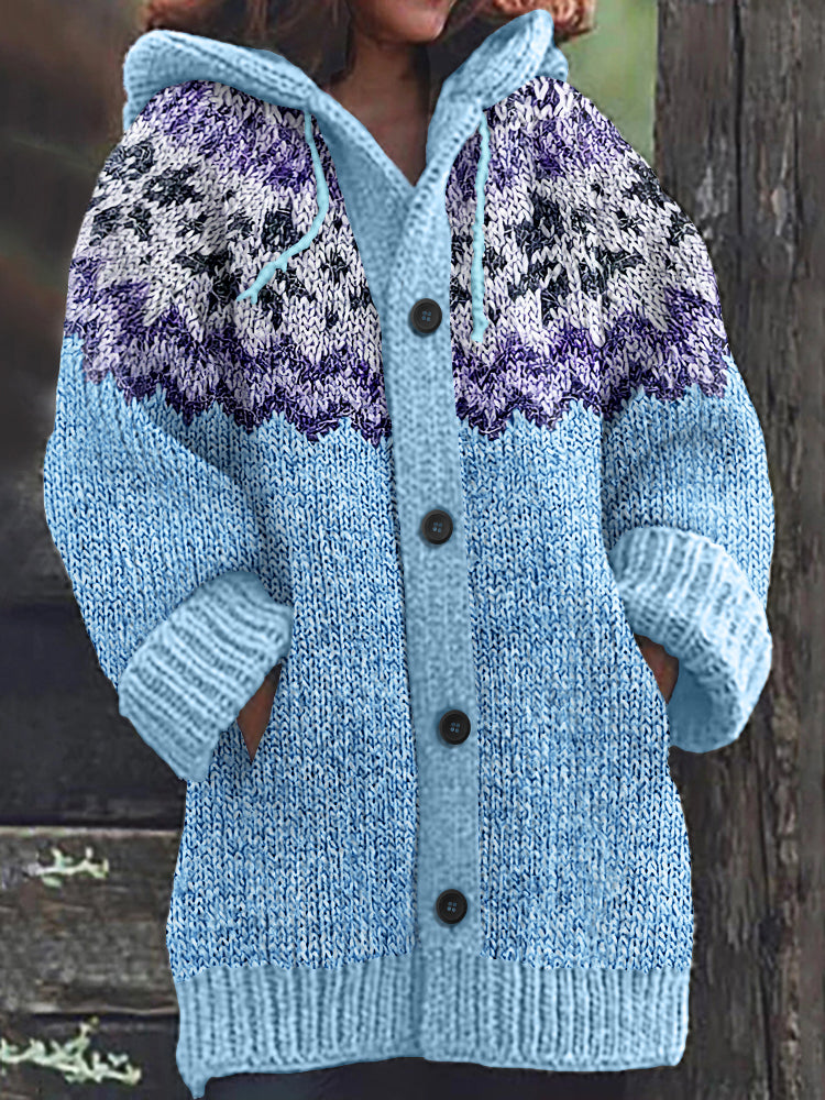 Wunderschön gefertigte Strickjacke