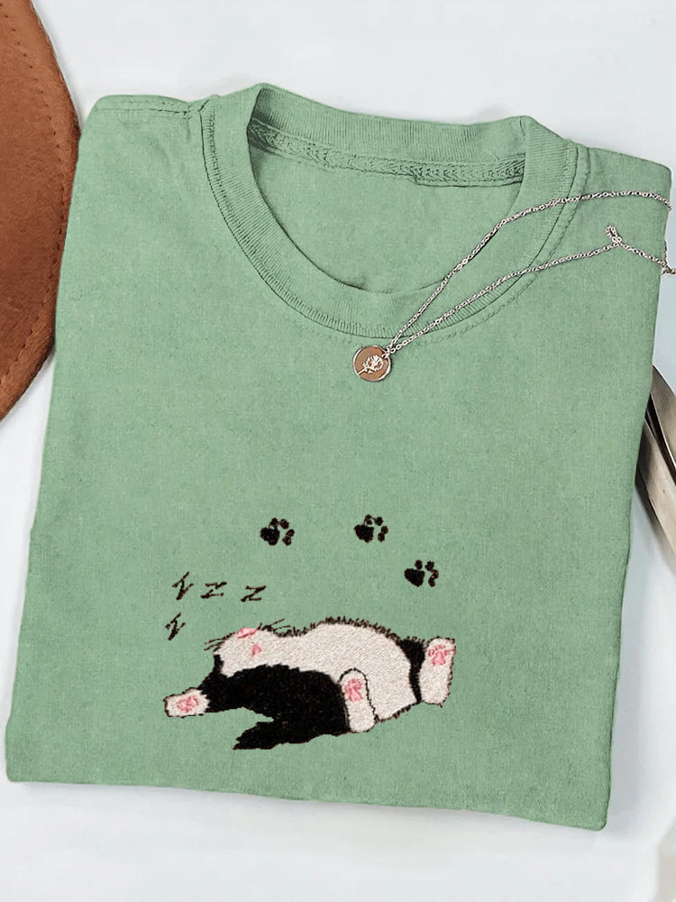 Anmutig gestaltete T-Shirt