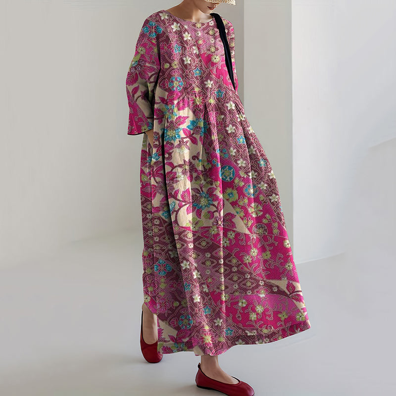 Klassisch gestaltete Kleid