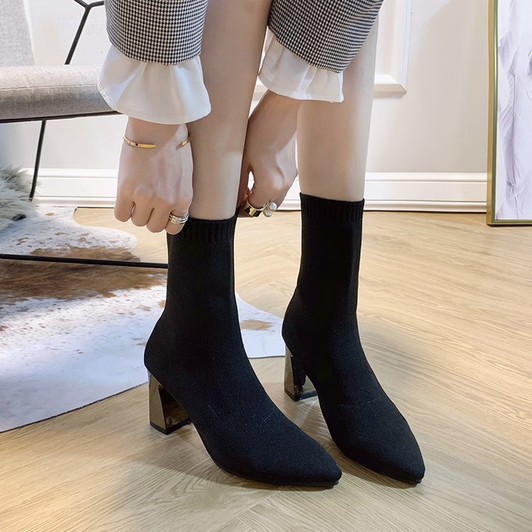 Klassische Orthopädische Stiefel mit zeitlosem Stil