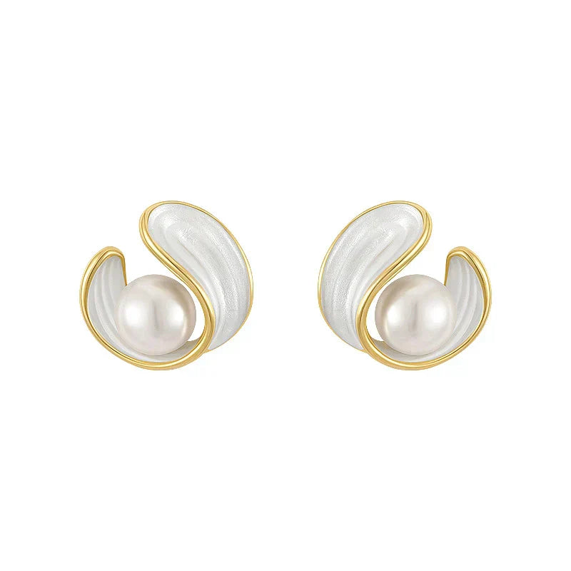 Klassische Gold Ohrring mit zeitloser Eleganz