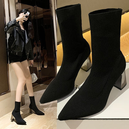 Schicke Orthopädische Stiefel mit einzigartigem Design