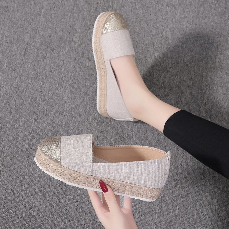 Klassische Orthopädische Schuhe mit zeitlosem Stil