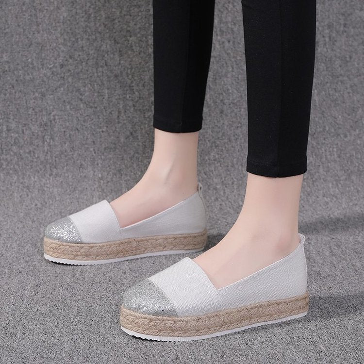 Klassische Orthopädische Schuhe mit zeitlosem Stil