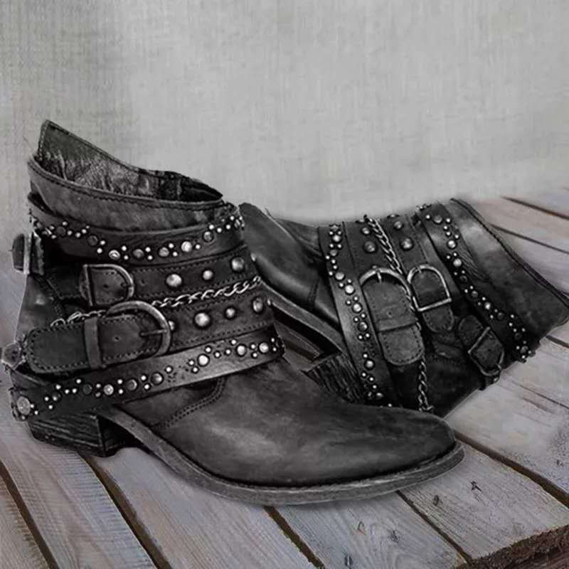 Klassische Orthopädische Stiefel mit zeitlosem Stil