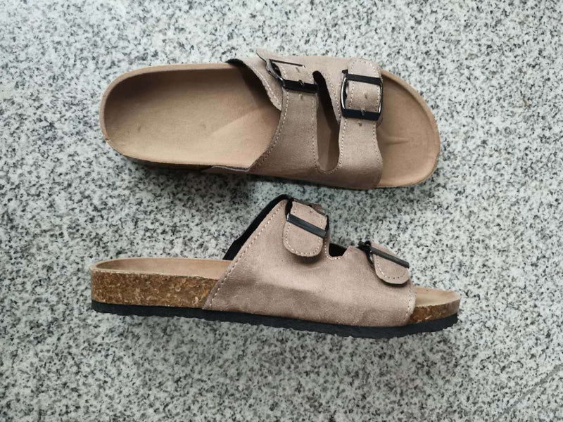 Klassische Orthopädische Schuhe mit zeitlosem Stil