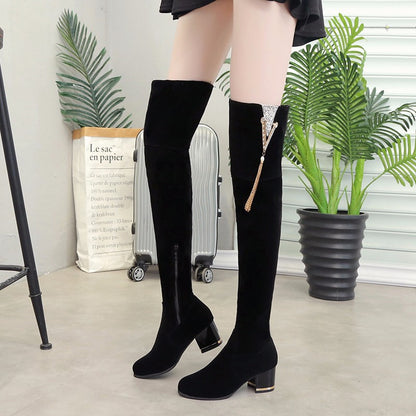 Schicke Orthopädische Stiefel mit einzigartigem Design