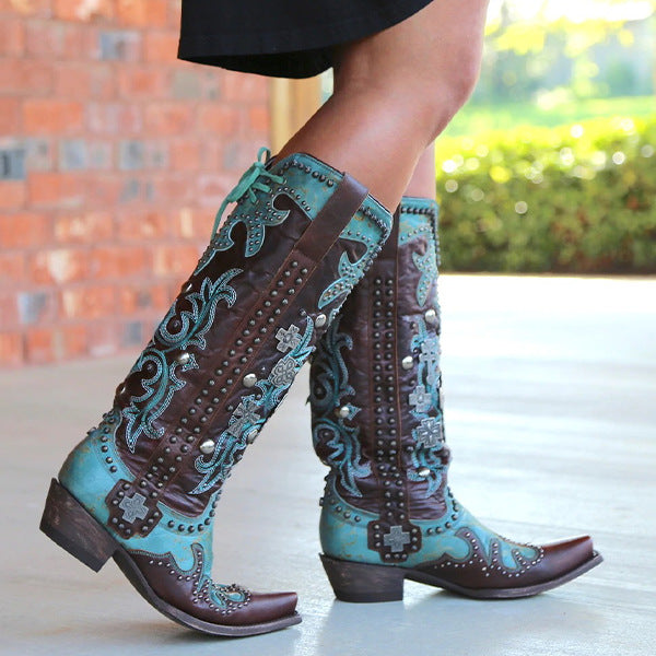 Anmutige Orthopädische Stiefel für modernen Look