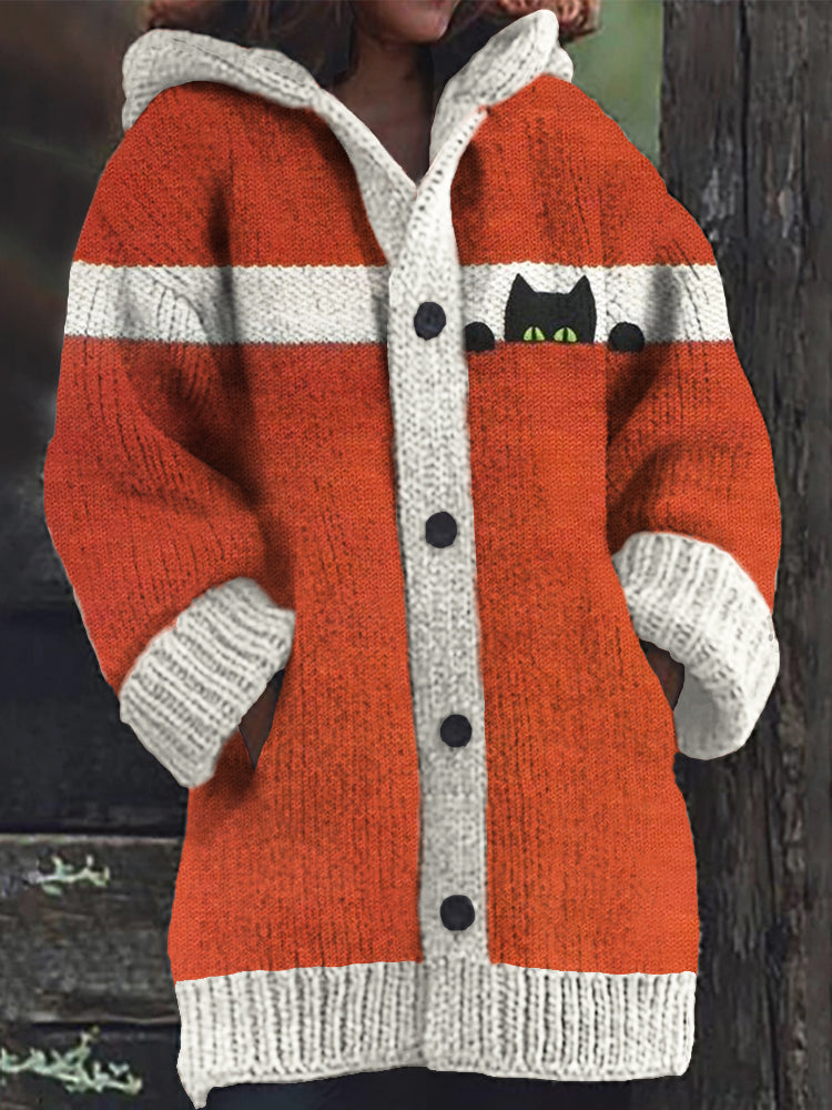 Klassisch gestaltete Strickjacke