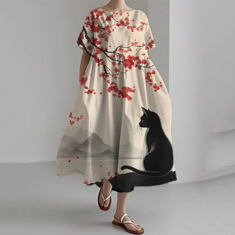Klassisch gestaltete Kleid