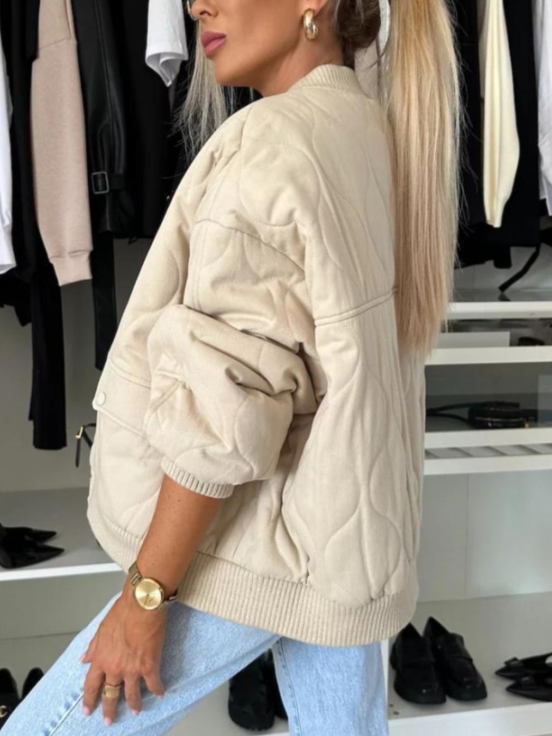 Klassisch gestaltete Jacke