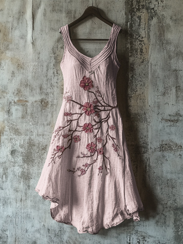 Klassisch gestaltete Kleid