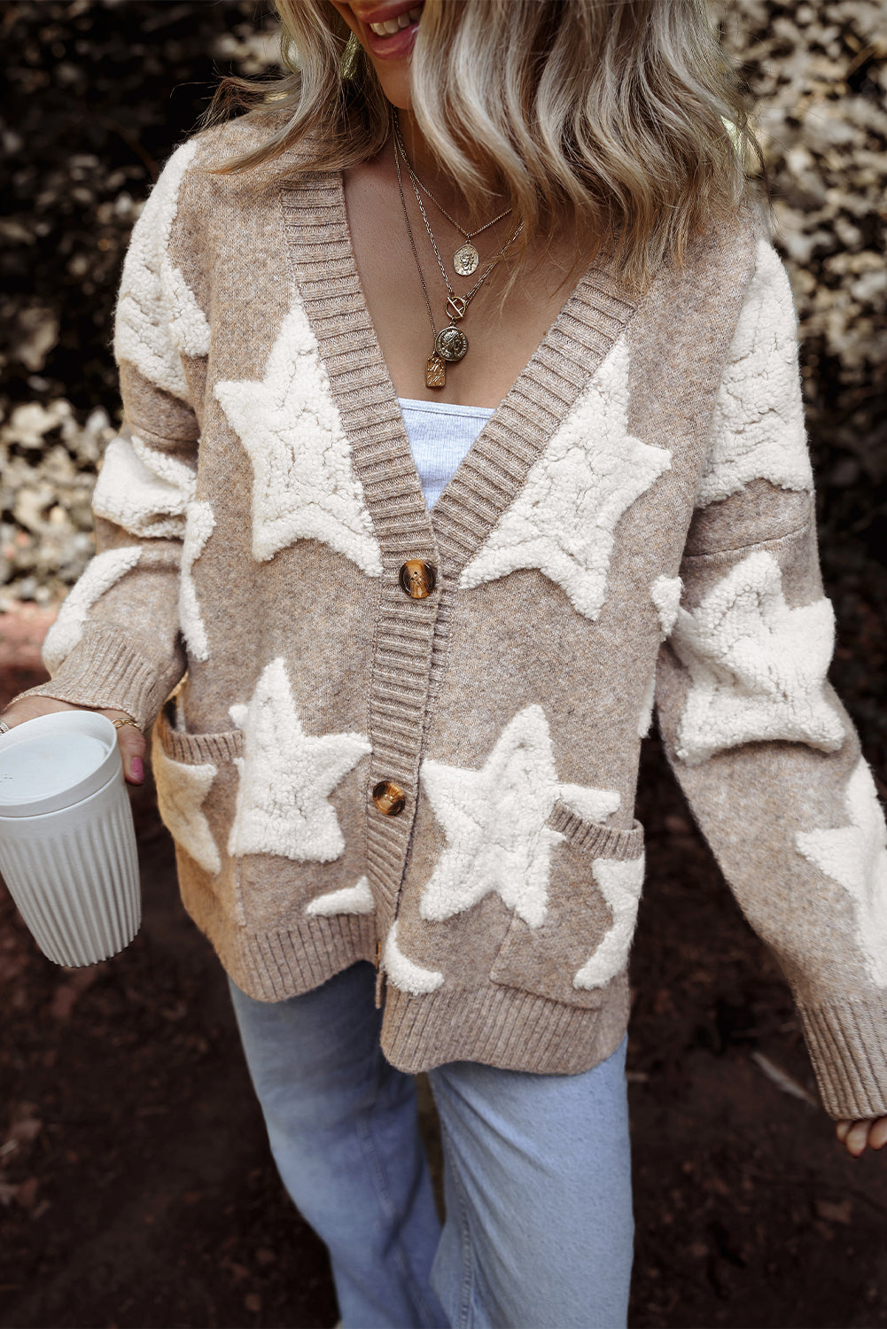 Anmutig gestaltete Pullover