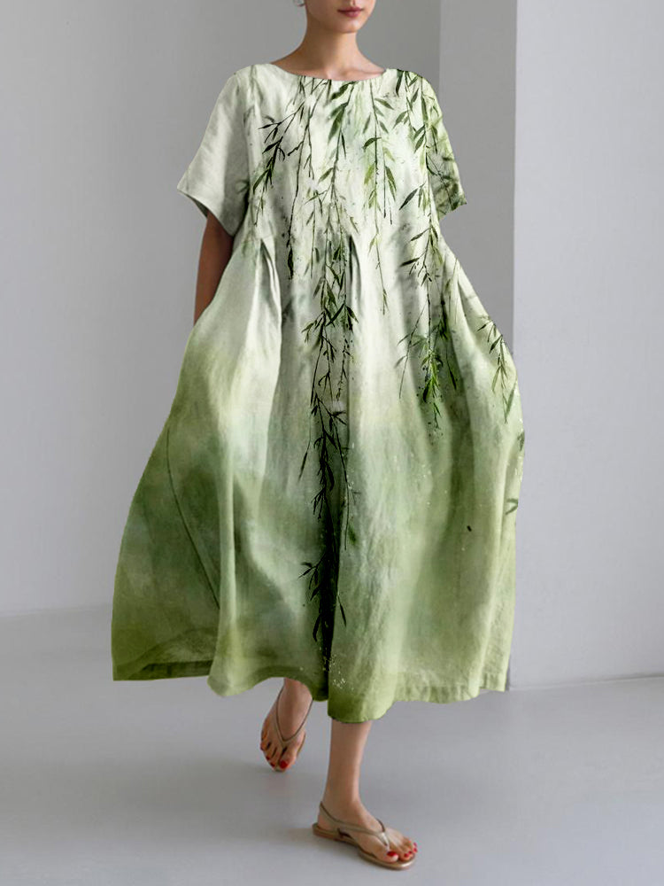 Klassisch gestaltete Kleid