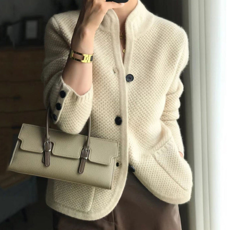 Klassische Vintage Strickjacke