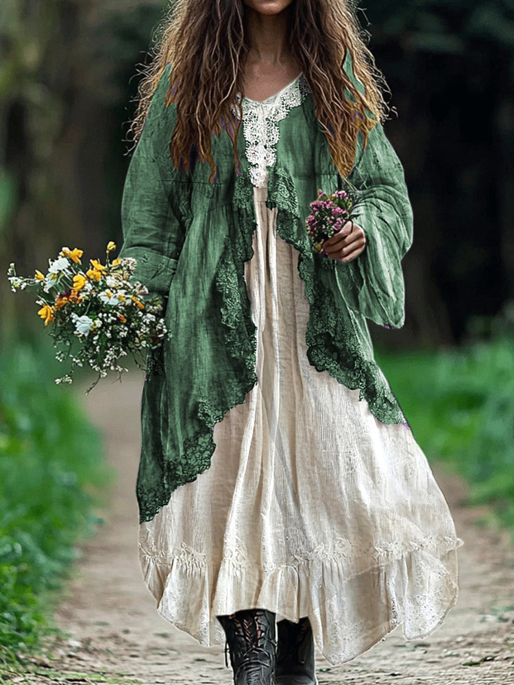 Klassisch gestaltete Kleid