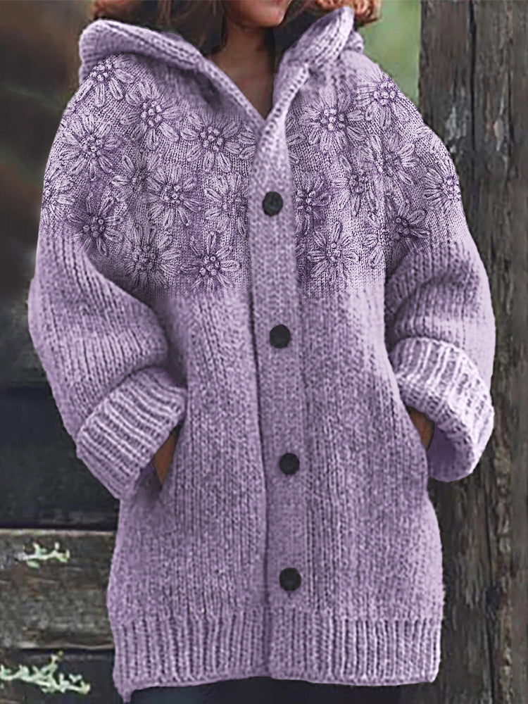 Klassisch gestaltete Strickjacke