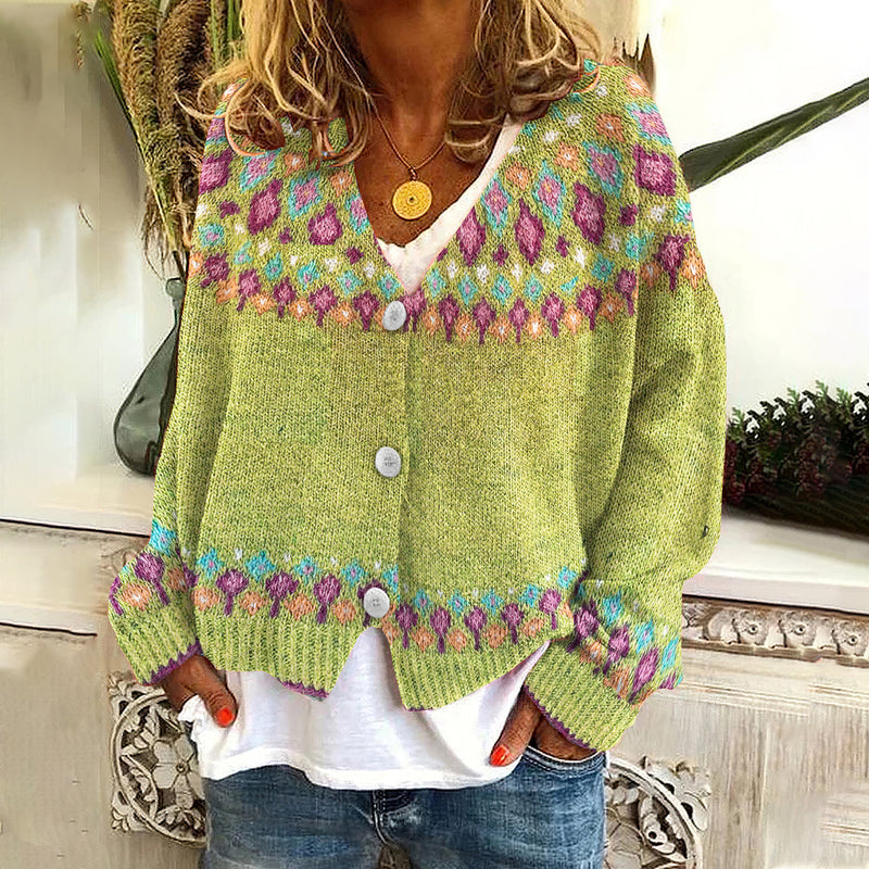 Wunderschön gefertigte Strickjacke