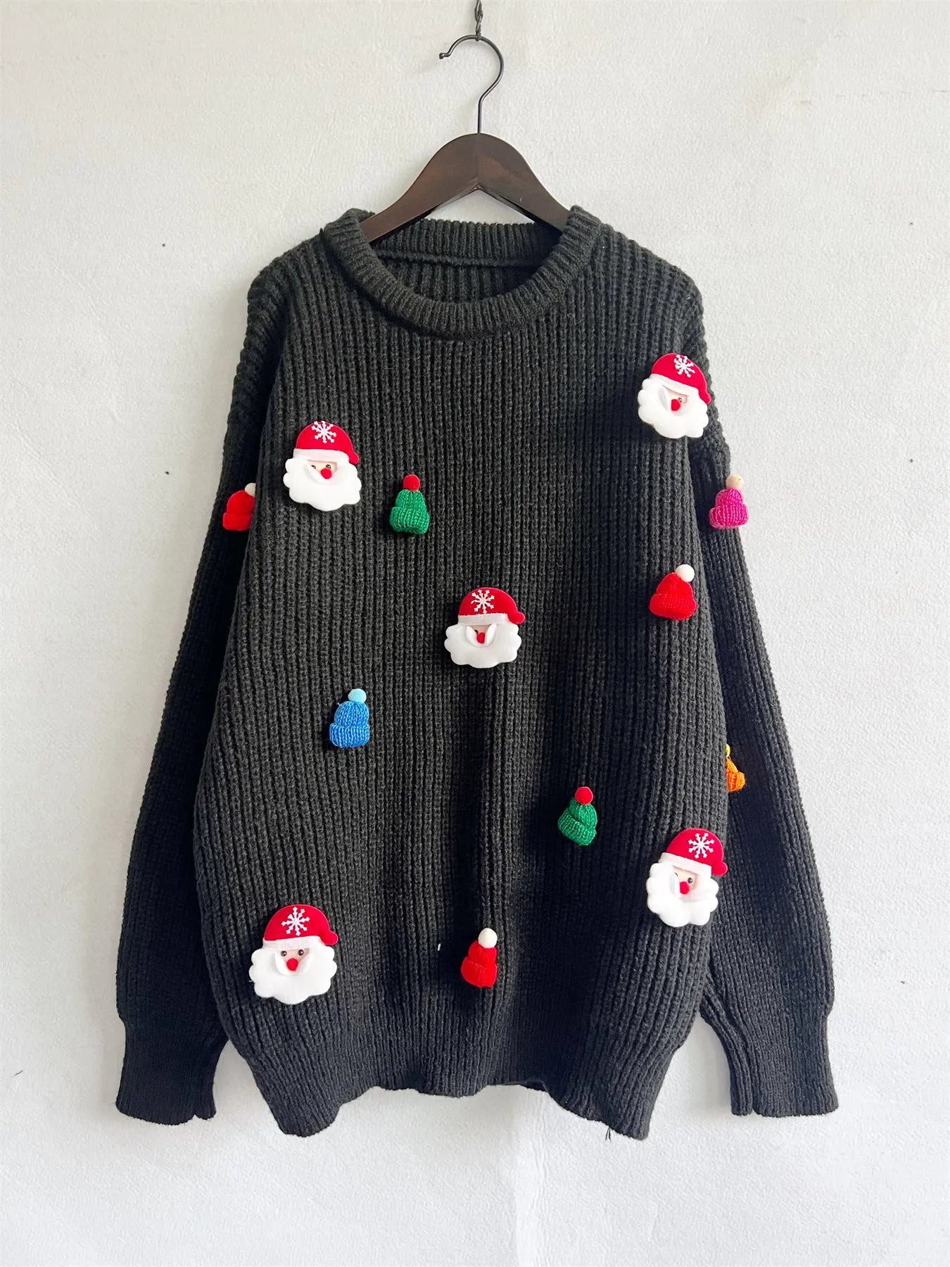 Klassisch gestaltete Pullover