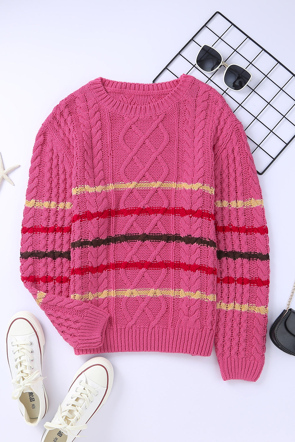 Anmutig gestaltete Pullover