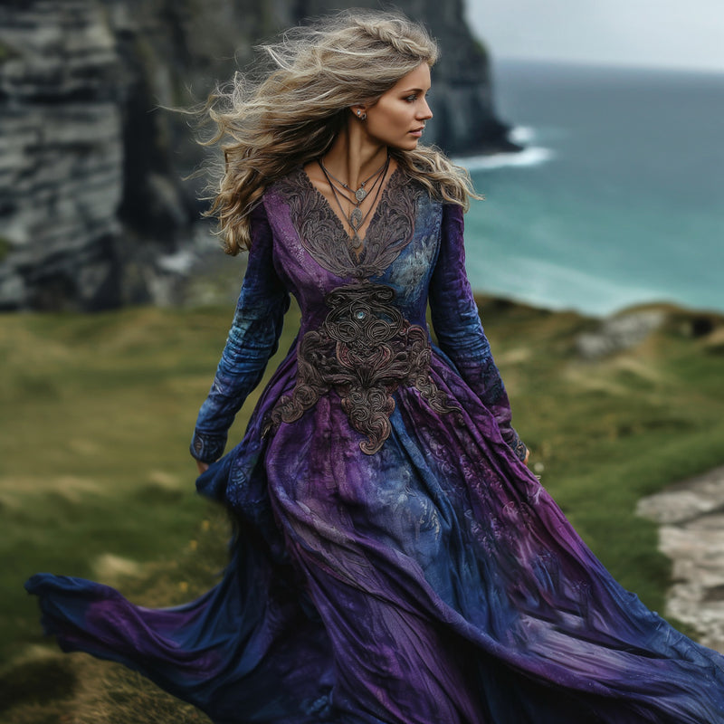 Klassisch gestaltete Kleid