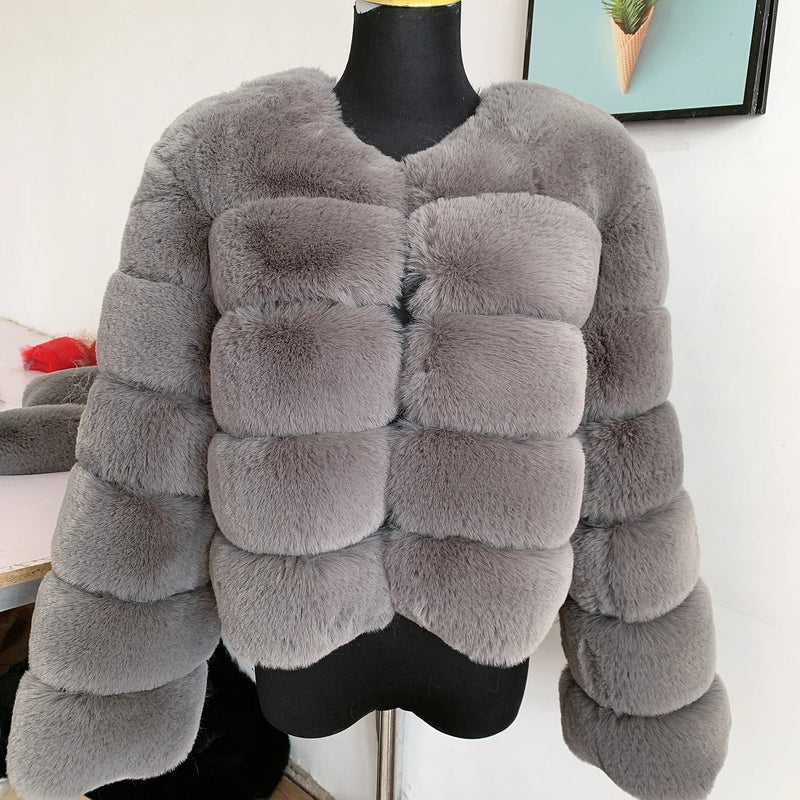 Anmutig gestaltete Jacke