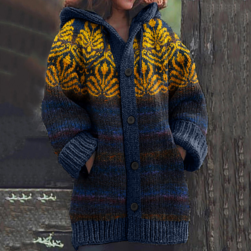 Durchdacht gestaltete Strickjacke