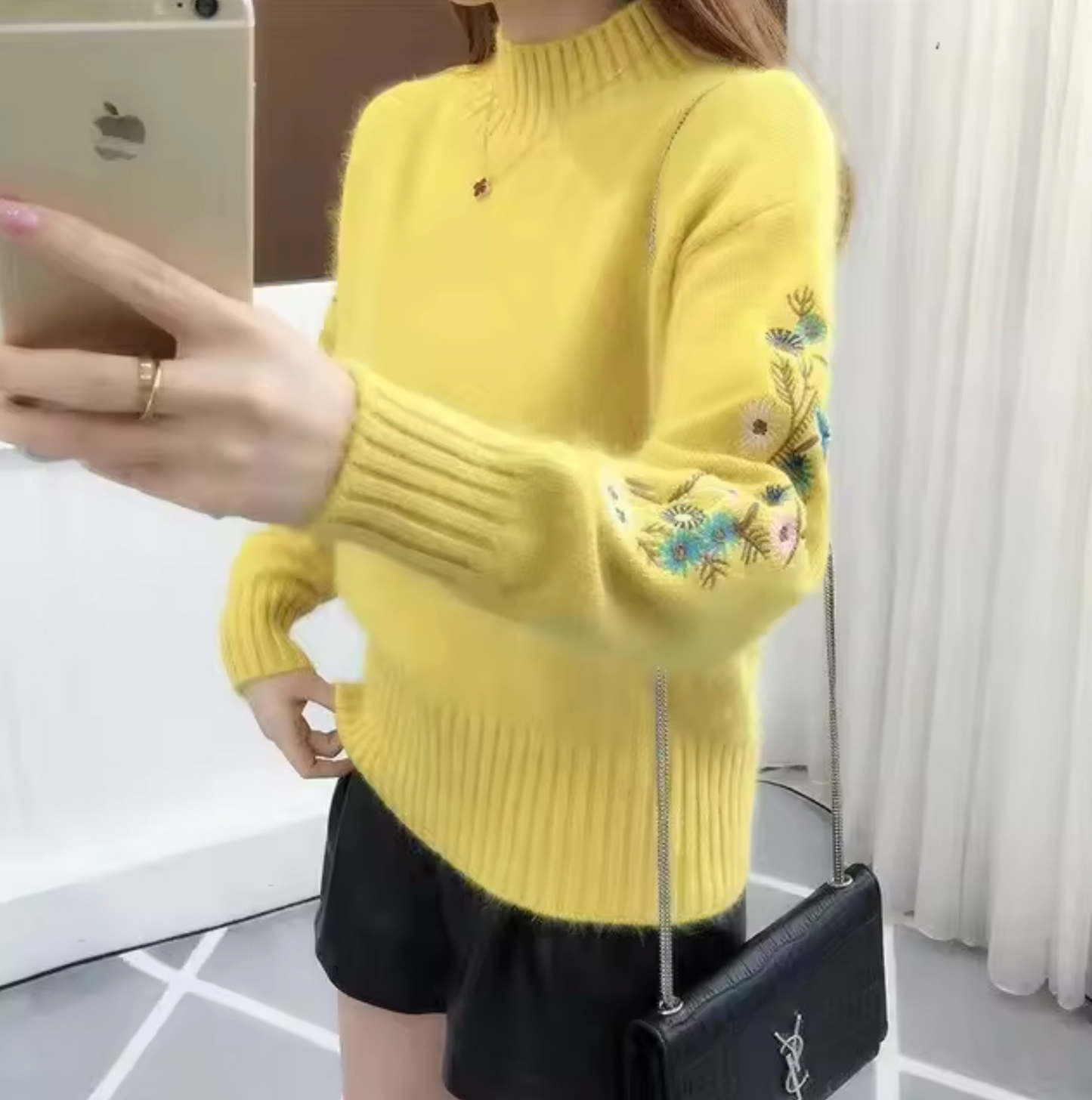 Ramona® | Knitted sweater with floral embroidery