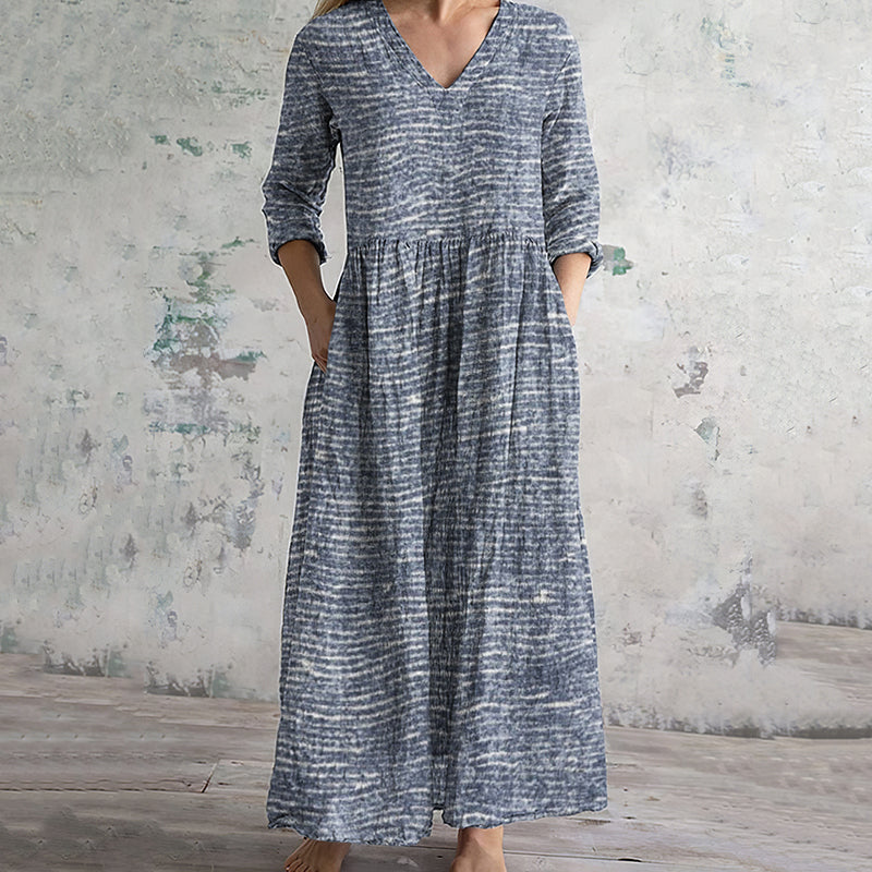 Klassisch gestaltete Kleid