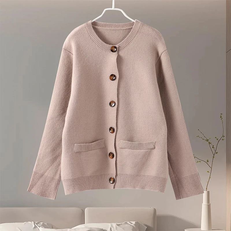 Klassisch gestaltete Pullover