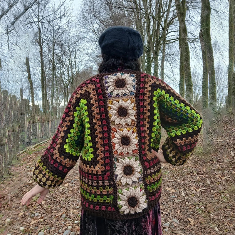 Anmutig gestaltete Strickjacke