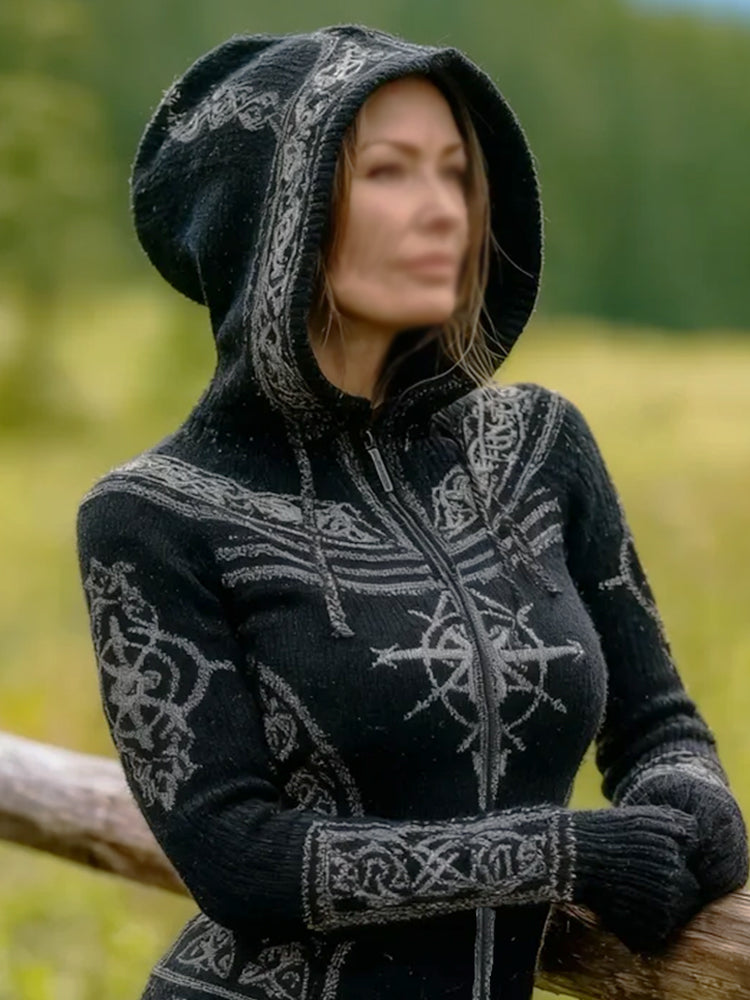 Wunderschön gefertigte Strickjacke
