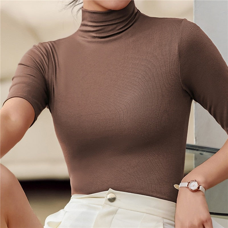 Anmutig gestaltete Pullover