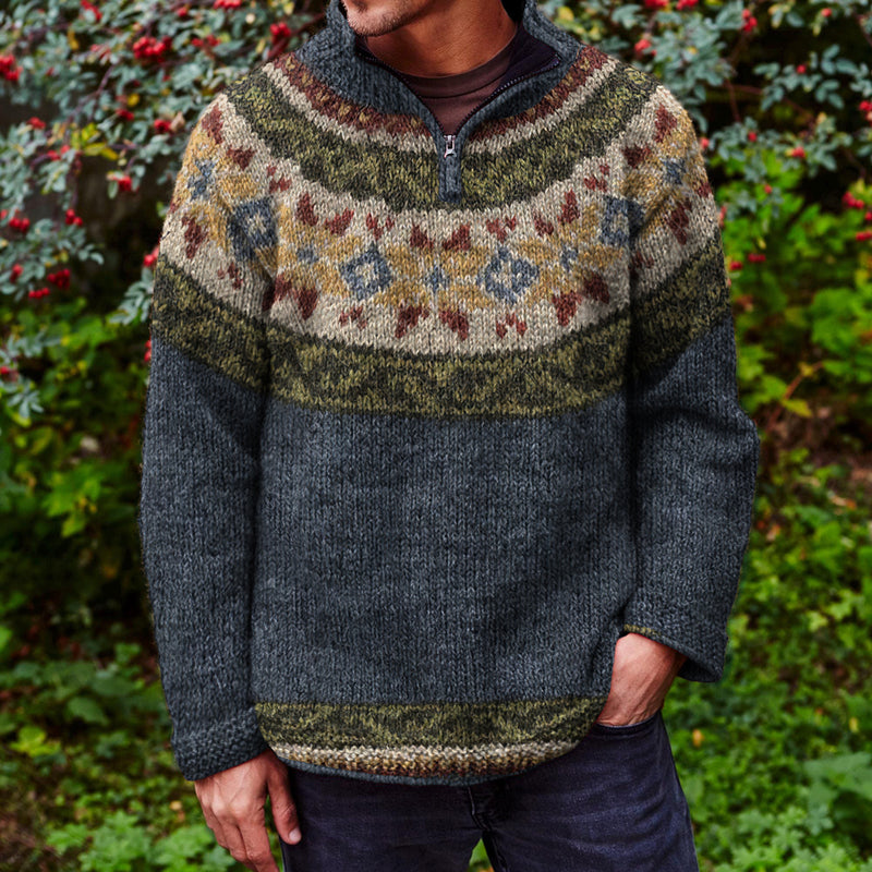 Klassisch gestaltete Pullover